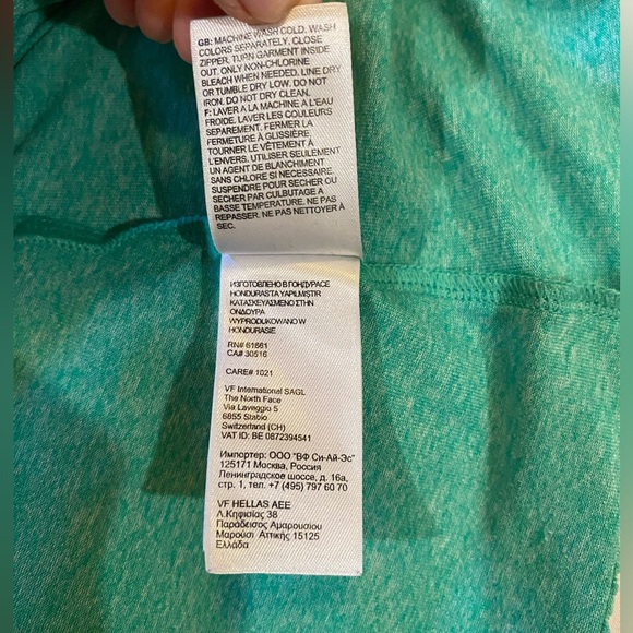 The North Face Women’s Tee,‎ Size Large - Picture 9 of 12